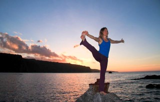 Hawaii-Sunset-Yoga